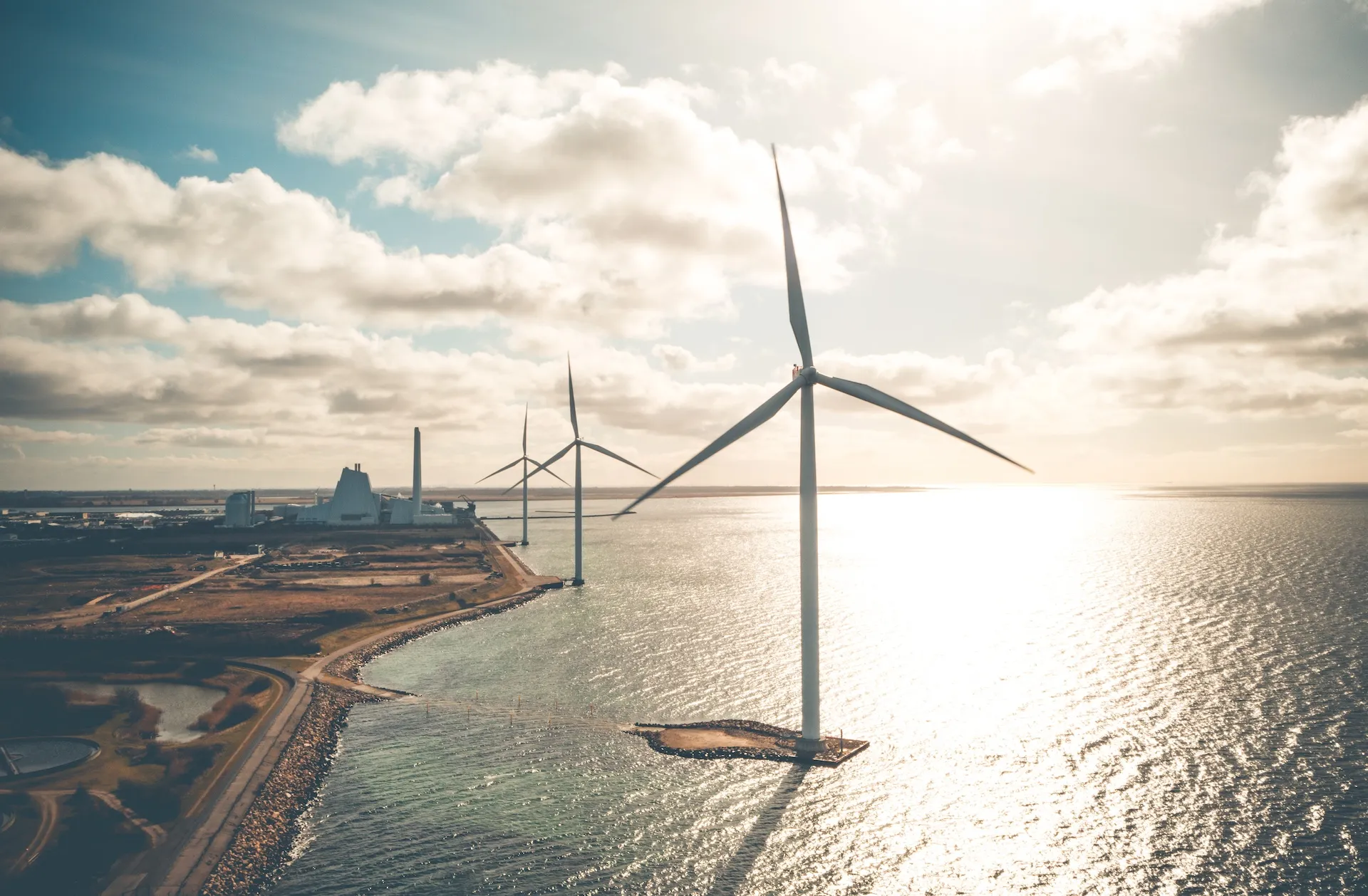 Harnessing wind power for hydrogen